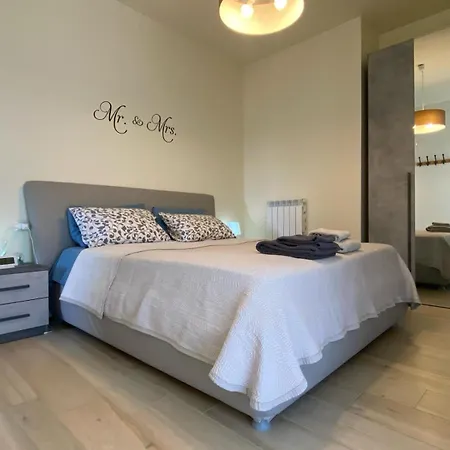 Attico Cisanello - Affitti Brevi Italia * ピサ