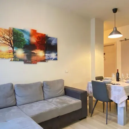 公寓 Attico Cisanello - Affitti Brevi Italia 比萨